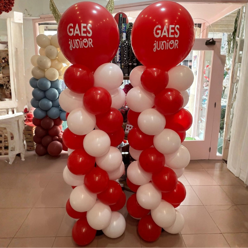 Columna de globos biodegradables en dos colores para decoración de fiestas