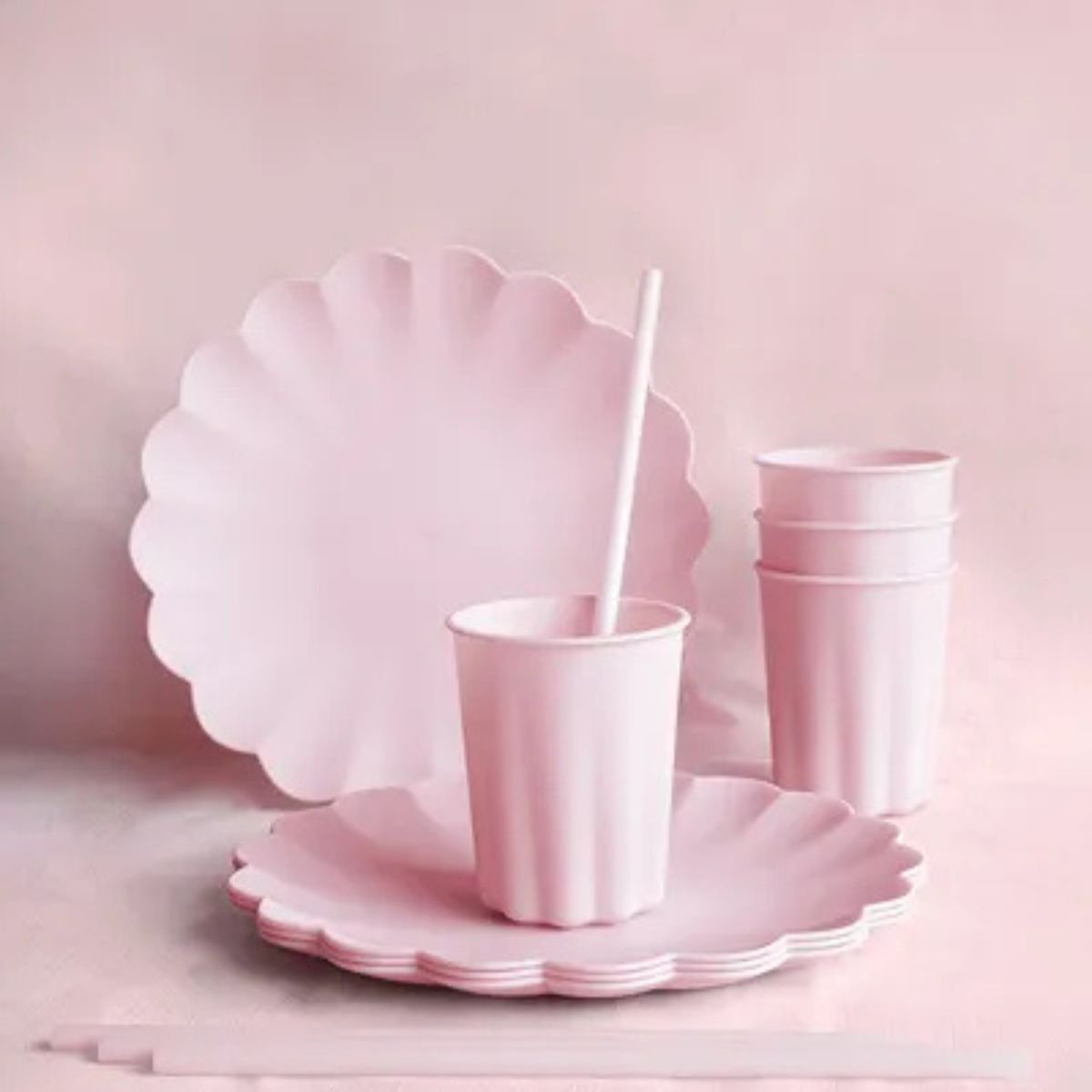 Platos de plástico Frill Rosa (22x22 cm) – 4 uds - NAROSA SWEET PARTY
