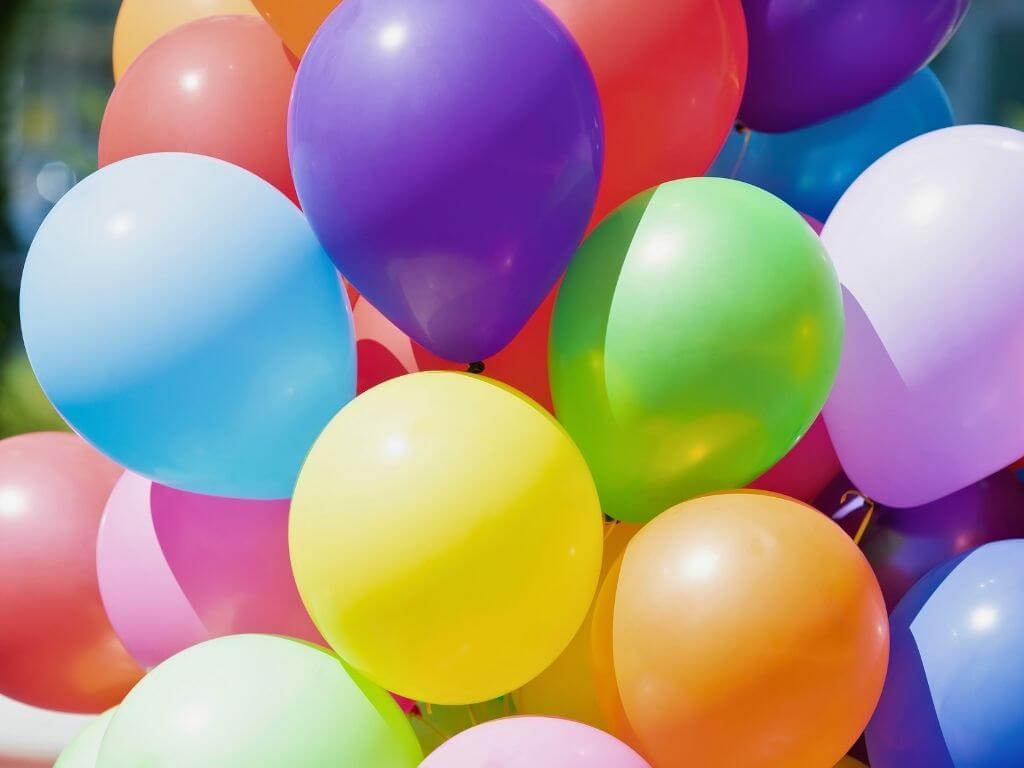 Tipos de globos: diferencias, usos y cuál elegir para tu evento - NAROSA SWEET PARTY