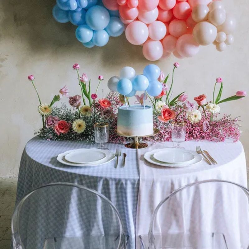 Decoración de tarta con globos mini en rosa o azul 29 cm