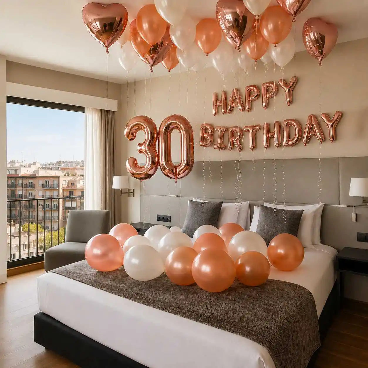 Decoración con globos en tonos rosa para habitaciones de hotel en Barcelona. Decoracion Narosa