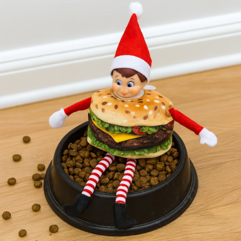 Elfo con disfraz de hamburguesa Elves Behavin' Badly