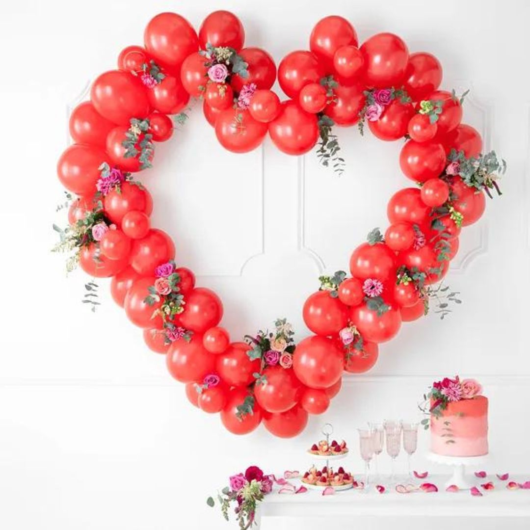 Red Heart Arch Balloon Garland