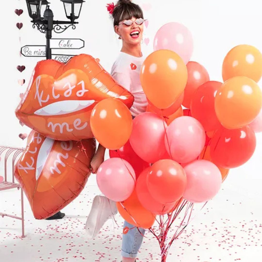 Globo Metálico Labios 73x48 cm - Colores Mixtos, Apto para Aire y Helio