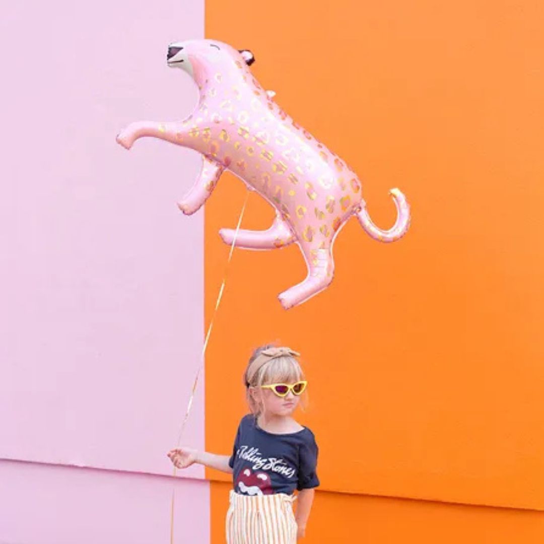 Pink Leopard Foil Balloon 103x60 cm – Gold and Shiny
