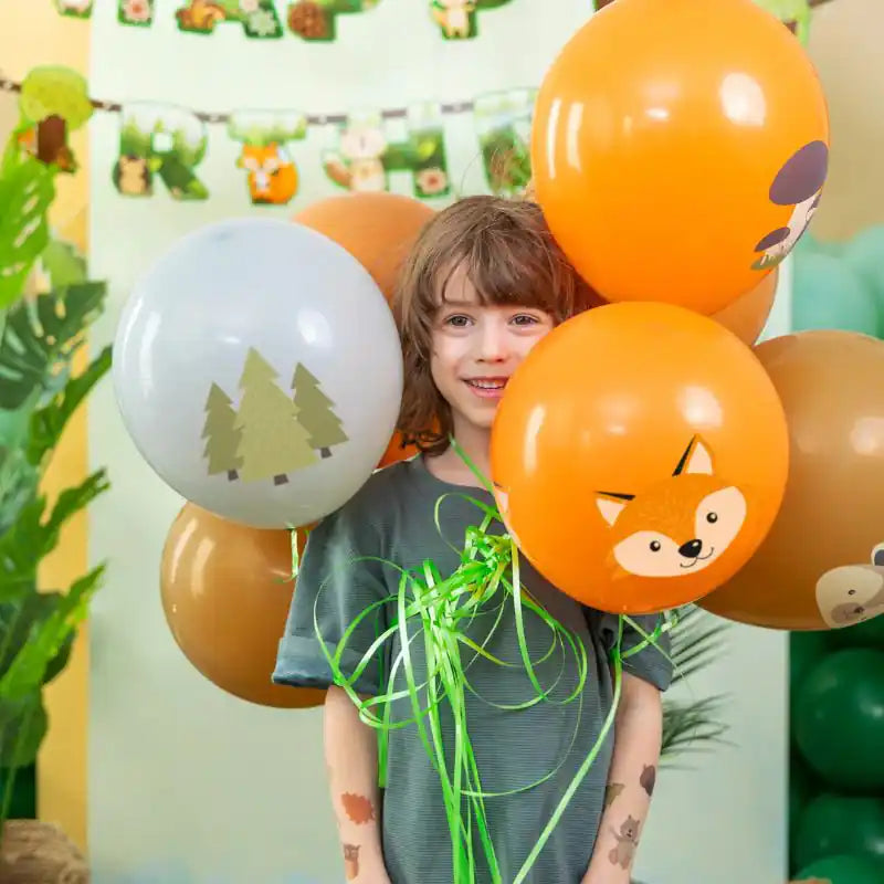 Globos infantiles bosque con animales y setas