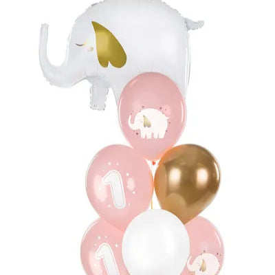 Decoración infantil con globos de colores suaves y festivos