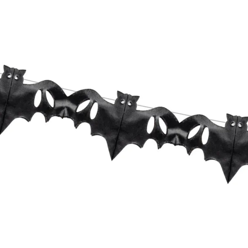 Pancarta Halloween DIY en papel negro con cinta