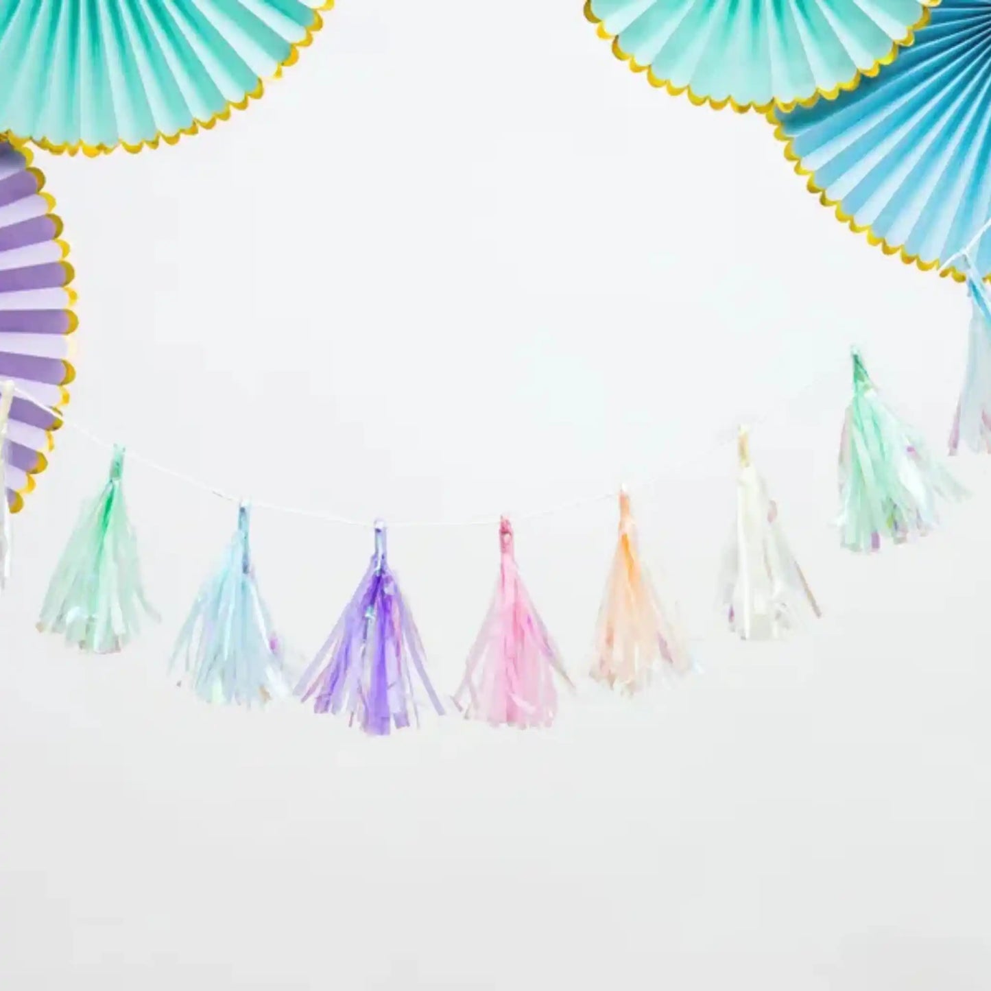 Guirnalda de Flecos de Colores - 1.2 m - Narosa Sweet Party Barcelona