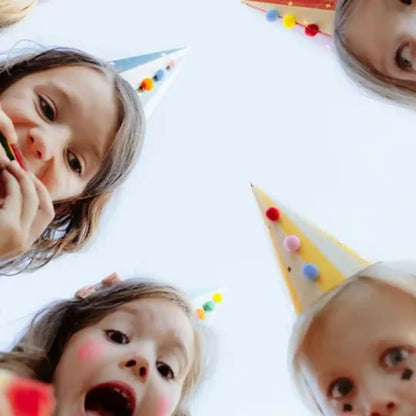 Sombreros de Fiesta con Pompón 16 cm - Pack de 6, Colores Surtidos - Narosa Sweet Party Barcelona