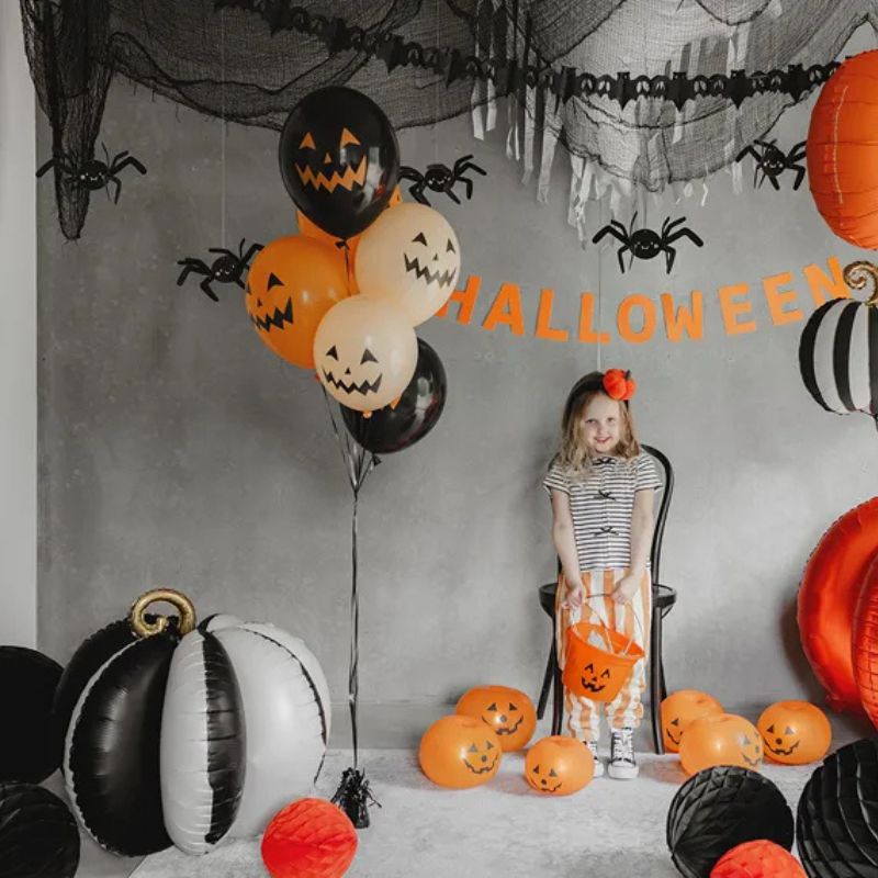 Globo Foil 3D Calabaza de Pie 58 cm – Negro, Crema y Dorado - NAROSA SWEET PARTY