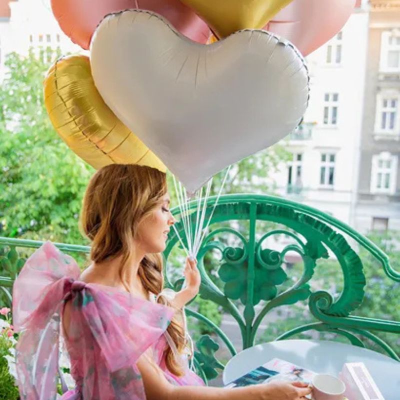 Globo Foil Corazón Blanco Satinado 61x53 cm – Aire o Helio - NAROSA SWEET PARTY