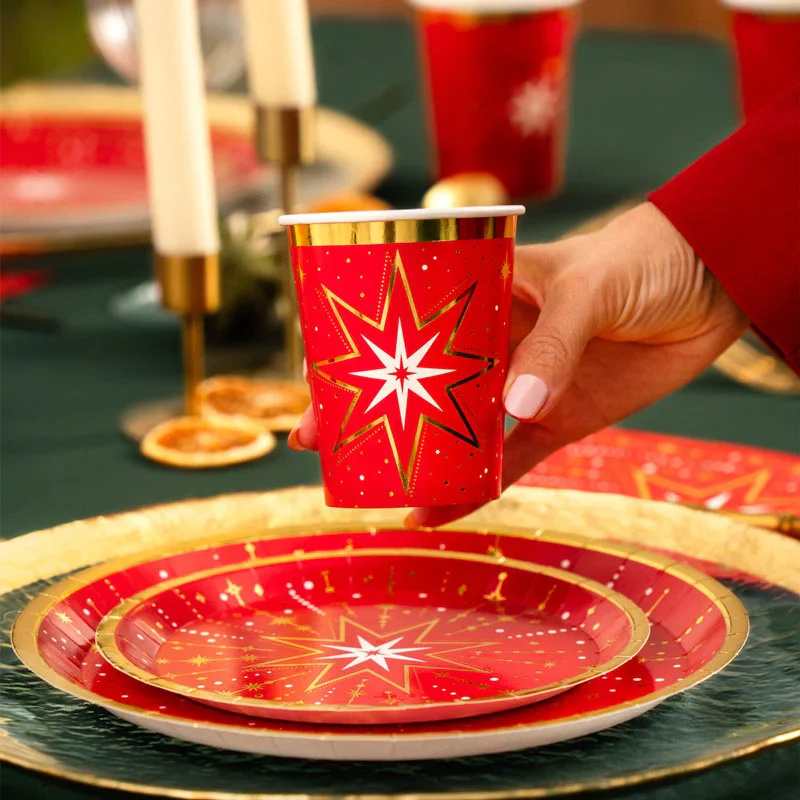 Platos de Cartón Postre Feliz Navidad Rojo Ø 17 cm (6 uds) - NAROSA SWEET PARTY